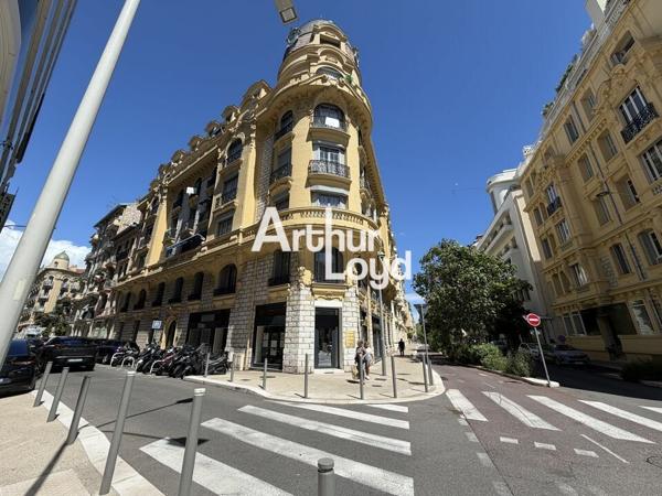Bureaux de standing – 104 m² – Carré d'Or, Nice