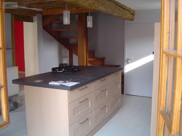 Maison de ville à louer à Pont-de-l'Arche dans l'Eure (27340), ref : 27063-171141