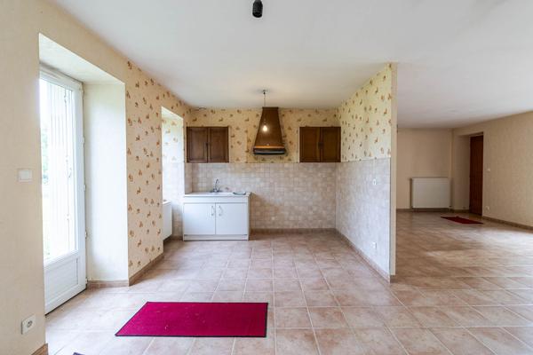 Le Vignon En Quercy, le charme de la pierre, zéro travaux, prête à vivre! Le vignon en quercy