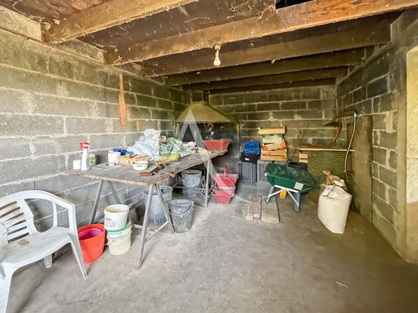 Maison avec dépendance et joli terrain - 3 chambres