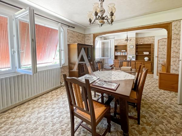 Maison avec dépendance et joli terrain - 3 chambres