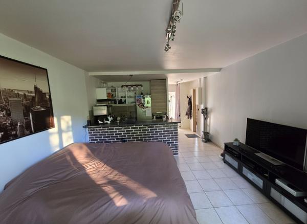 Appartement St Cheron 2 pièces de 38.57 m2 avec vue sur foret et étang privé !