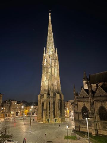 BORDEAUX Saint-Michel - Appartement T3 de caractère - Vue exceptionnelle sur la Flèche St Michel , Bordeaux
