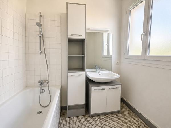 Appartement Lucé 2 pièces 42 m2