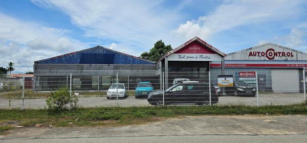 LOCAL COMMERCIAL SPACIEUX à VENDRE à KOUROU