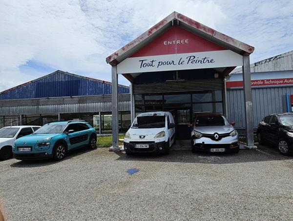 LOCAL COMMERCIAL SPACIEUX à VENDRE à KOUROU