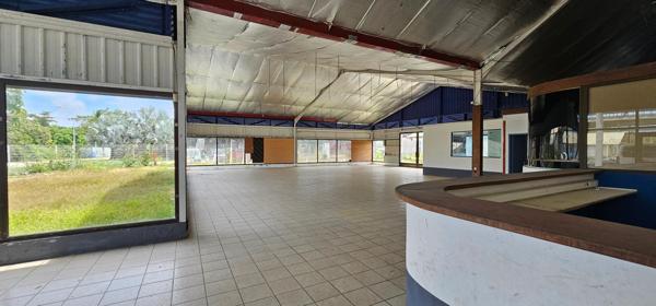 LOCAL COMMERCIAL SPACIEUX à VENDRE à KOUROU