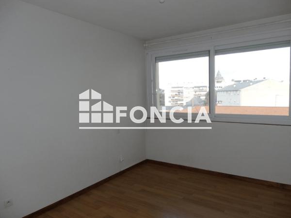 Location Appartement 4 pièces 64.69 m² - 28 RUE DU PRADEAU Tarbes 65000