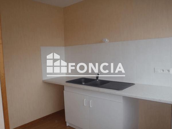Location Appartement 4 pièces 64.69 m² - 28 RUE DU PRADEAU Tarbes 65000