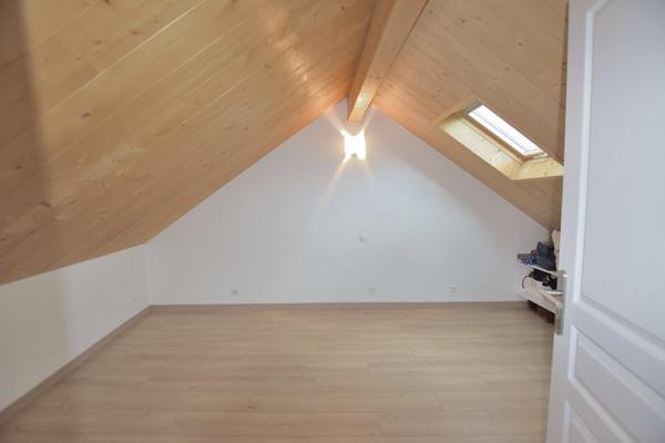 Appartement à louer à Forges Les Bains 3 pièces 45.69 m2