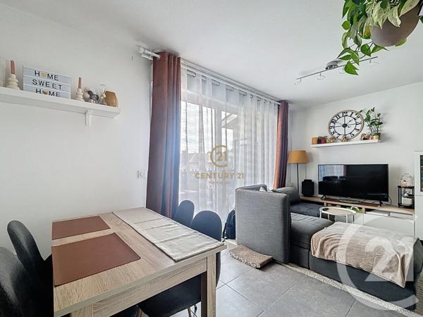 Appartement à vendre  2 pièces - 42 m2 ST PRIEST - 69