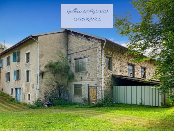 OYONNAX (01100) - PROPRIÉTÉ COMPRENANT PLUSIEURS BÂTIMENTS - 6720 m2 DE TERRAIN