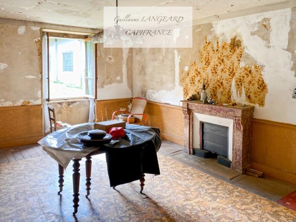 OYONNAX (01100) - PROPRIÉTÉ COMPRENANT PLUSIEURS BÂTIMENTS - 6720 m2 DE TERRAIN