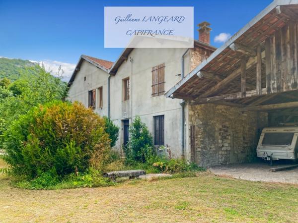 OYONNAX (01100) - PROPRIÉTÉ COMPRENANT PLUSIEURS BÂTIMENTS - 6720 m2 DE TERRAIN