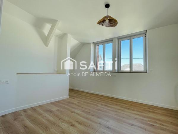 Posez vos valises dans cette maison entièrement rénovée, lumineuse et prête à vivre !
