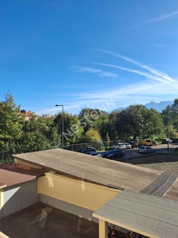 A VENDRE. Appartement Grenoble 4 pièce(s) 62 m2 / Stalingrad / Grenoble