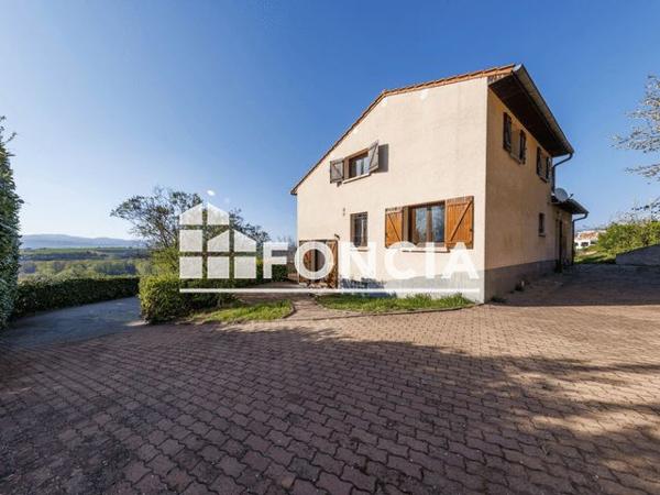 À vendre Maison 8 pièces 167 m² - Mur-sur-allier 63111