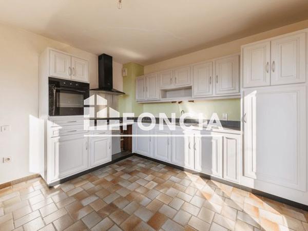 À vendre Maison 8 pièces 167 m² - Mur-sur-allier 63111