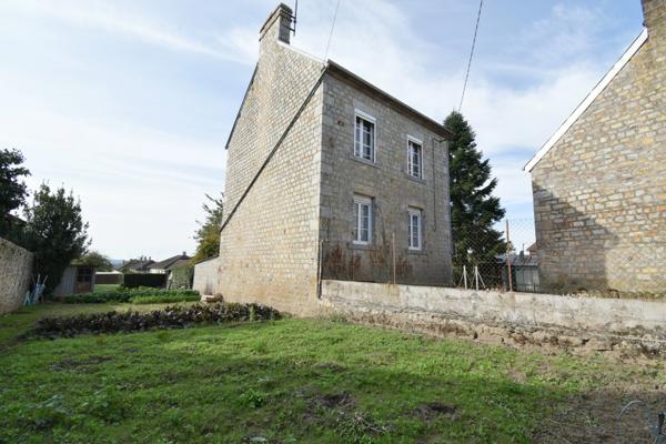 Maison à vendre 6 pièces DOMFRONT EN POIRAIE (61)