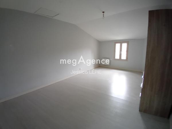 Immeuble à NIORT, 79000 - 202m²