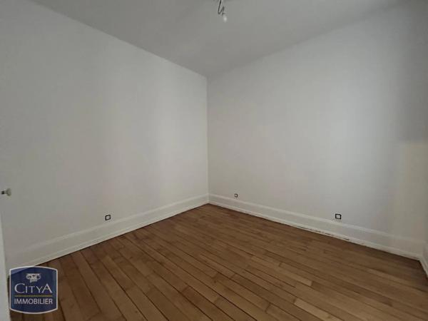 Appartement à louer 3 pièces 83m²