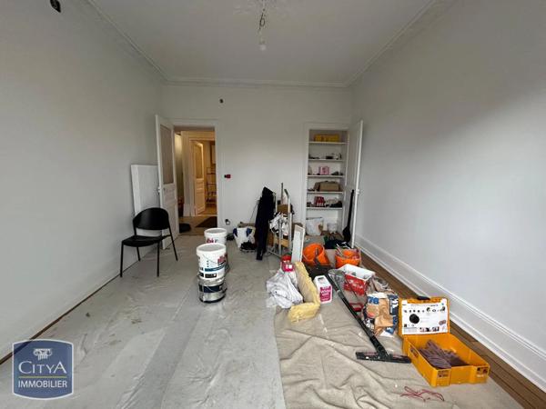 Appartement à louer 3 pièces 83m²