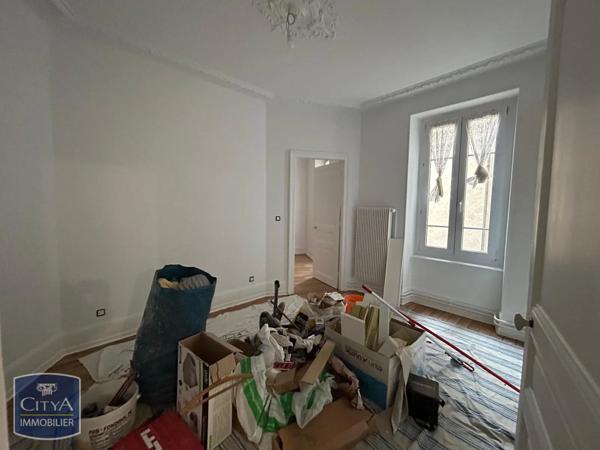 Appartement à louer 3 pièces 83m²