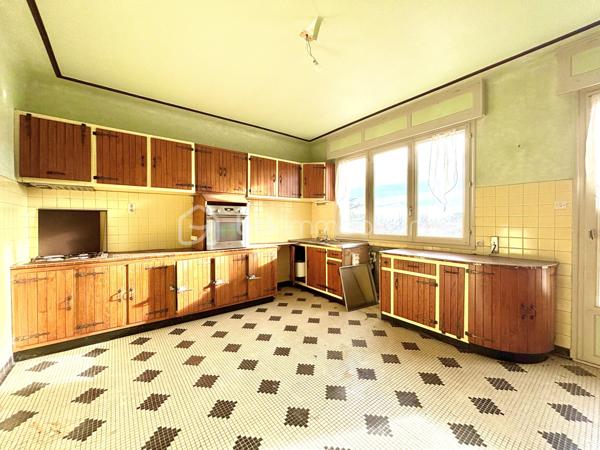 Maison ancienne de 188 m²