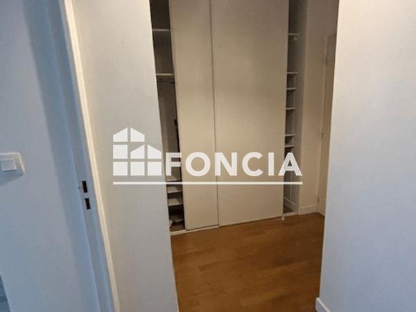Location Appartement 3 pièces 67 m² - 53 CHEMIN DES HERMIERES Francheville 69340