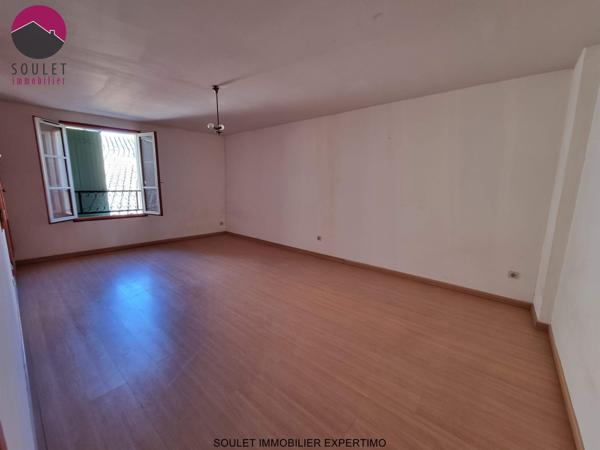 Bédoin (84410) Maiosn de village avec garage Bedoin centre