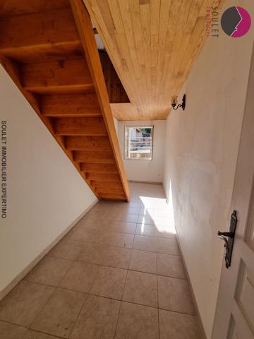 Bédoin (84410) Maiosn de village avec garage Bedoin centre