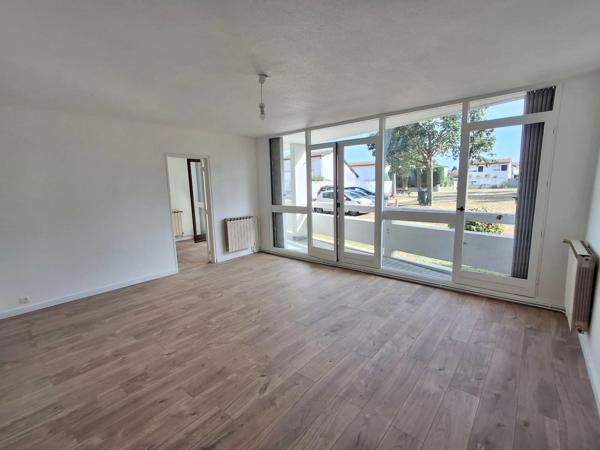 Beau T2 de 55 m² avec terrasse, lumineux et entièrement rénové à ANGLET (64)