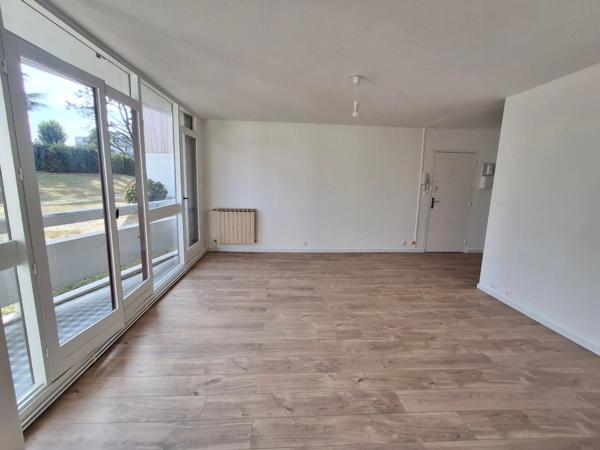 Beau T2 de 55 m² avec terrasse, lumineux et entièrement rénové à ANGLET (64)