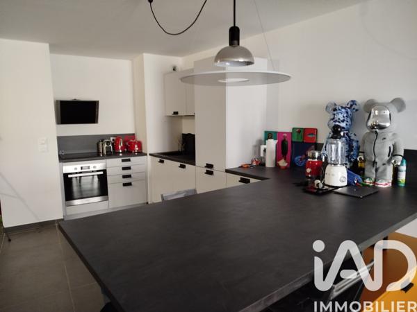 Appartement à vendre 3 pièces 81 m² Nîmes-Saint-Césaire