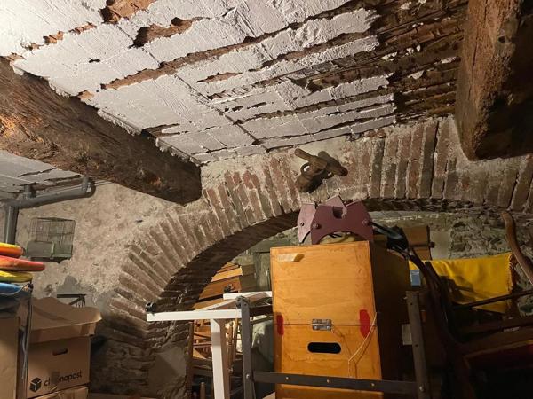 Vente                                                      Maison de village
                        
                     3 pièces                      64 m2                     à Espira-de-l'Agly