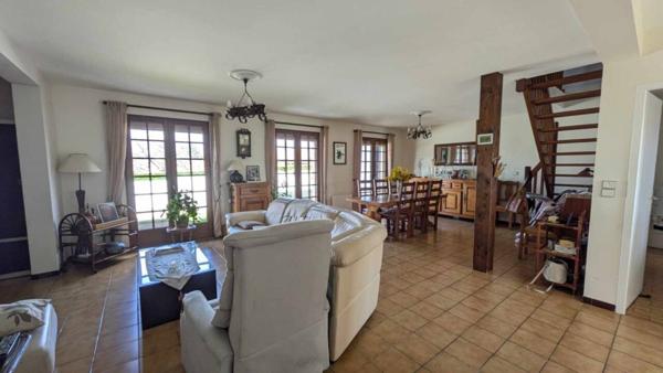 Maison à vendre 6 pièces de 144 m²