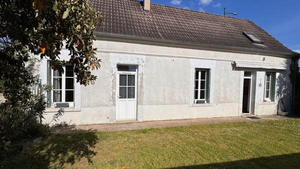 Charmante longère avec jardin ROMORANTIN LANTHENAY