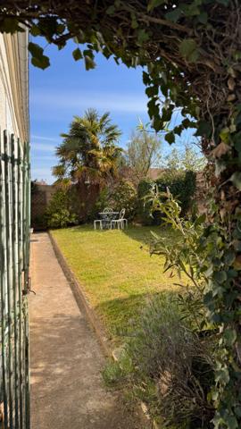 Charmante longère avec jardin ROMORANTIN LANTHENAY