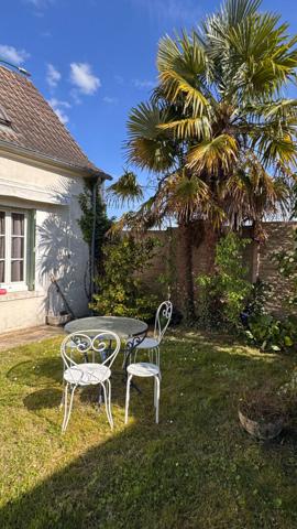 Charmante longère avec jardin ROMORANTIN LANTHENAY
