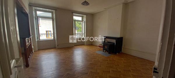 Achat maison Allanche - 9 pièce(s) - 175 m² - 169 000 €