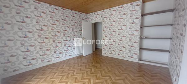 Achat maison Allanche - 9 pièce(s) - 175 m² - 169 000 €