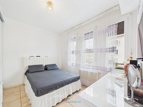 ALBERTVILLE (73)- Grand Appartement Familial avec 4 Balcons – 120 m² – Centre-Ville avec Ascenseur