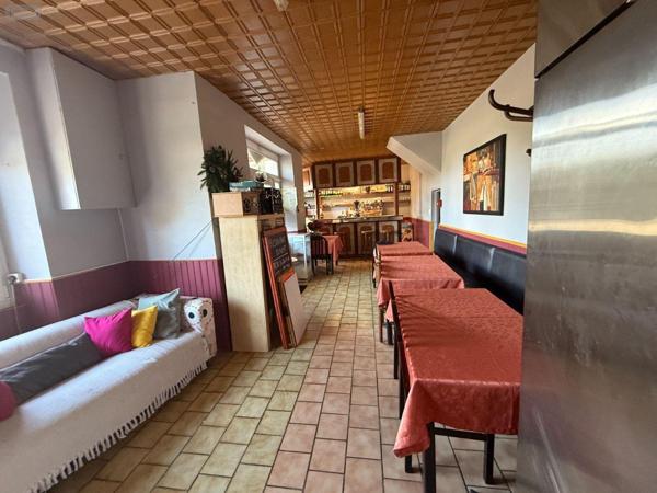 Immeuble à vendre à Plestin-les-Grèves dans les Côtes-d'Armor (22310), ref : 22095IMMR229