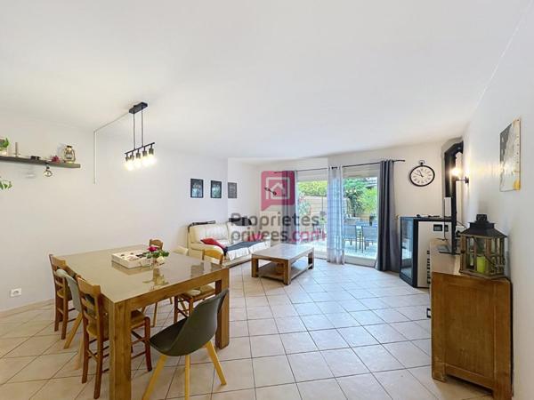 Maison 5 chambres et 1 garage attenant