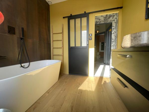 Marcq-en-Barœul (59700) EXCLUSIVITÉ – MAISON FAMILIALE HAUT DE GAMME – 140 m² – 4 CHAMBRES – TERRASSE 50 m² – JARDIN 150 m² – MARCQ-EN