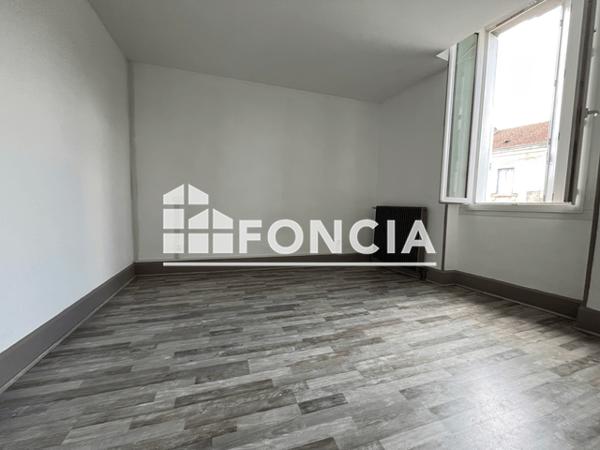Location Appartement 3 pièces 73 m² - 38 ROUTE DE LYON Boulazac 24750