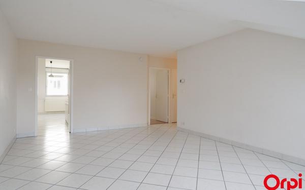 Appartement à louer    2 pièces •  Lyon 8