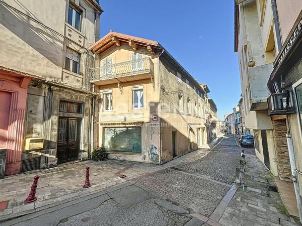 A VENDRE LAVELANET MAISON DE VILLE T4 HABITABLE ET DIVISIBLE