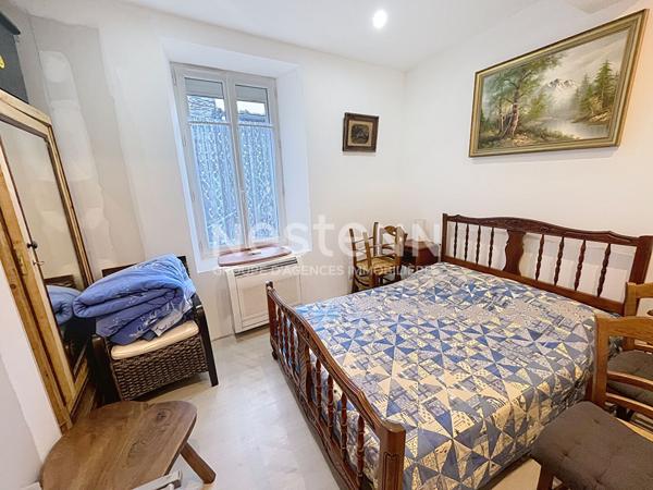 A VENDRE LAVELANET MAISON DE VILLE T4 HABITABLE ET DIVISIBLE