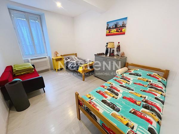 A VENDRE LAVELANET MAISON DE VILLE T4 HABITABLE ET DIVISIBLE